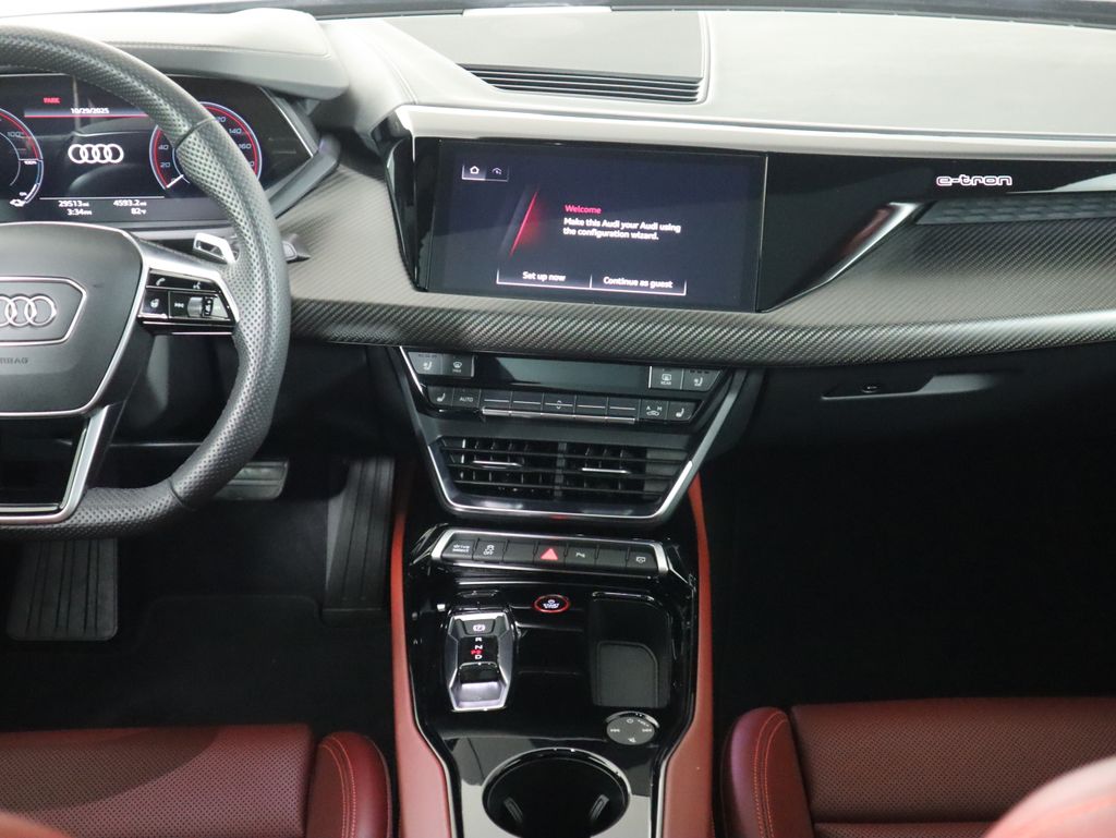 Thumbnail: 2023 Audi e-tron GT - 14