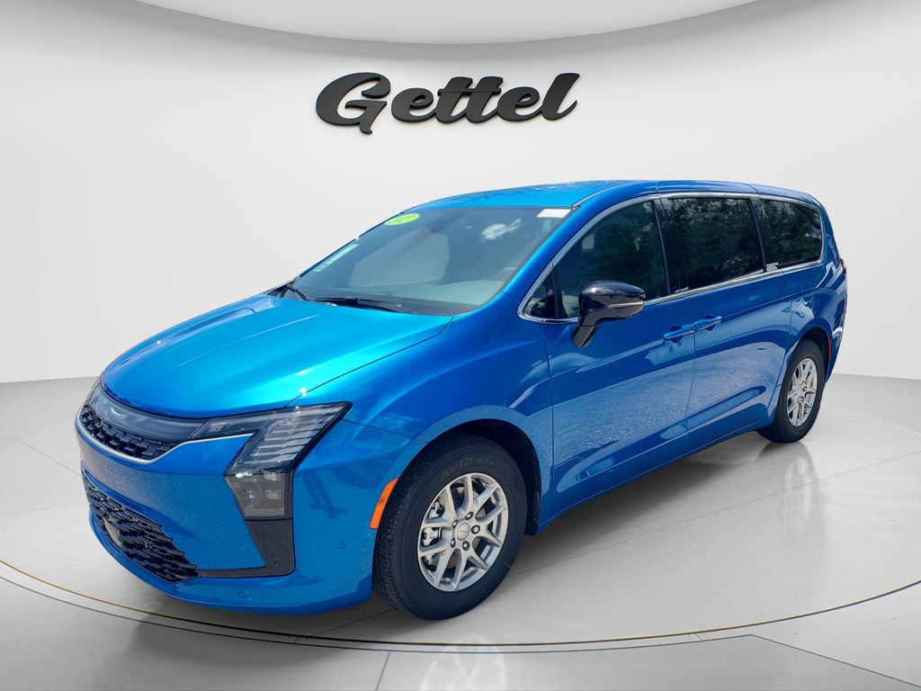 New 2027 Chrysler Pacifica Select 4D Passenger Van in #C557956