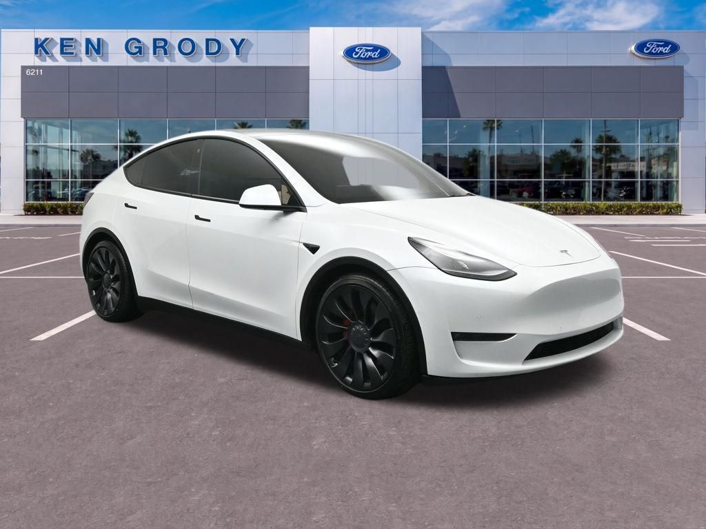 2022 Tesla Model Y Performance AWD