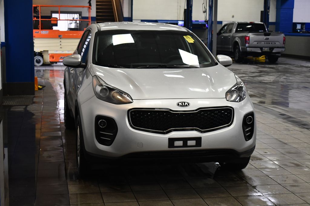 Thumbnail: 2018 Kia Sportage - 3