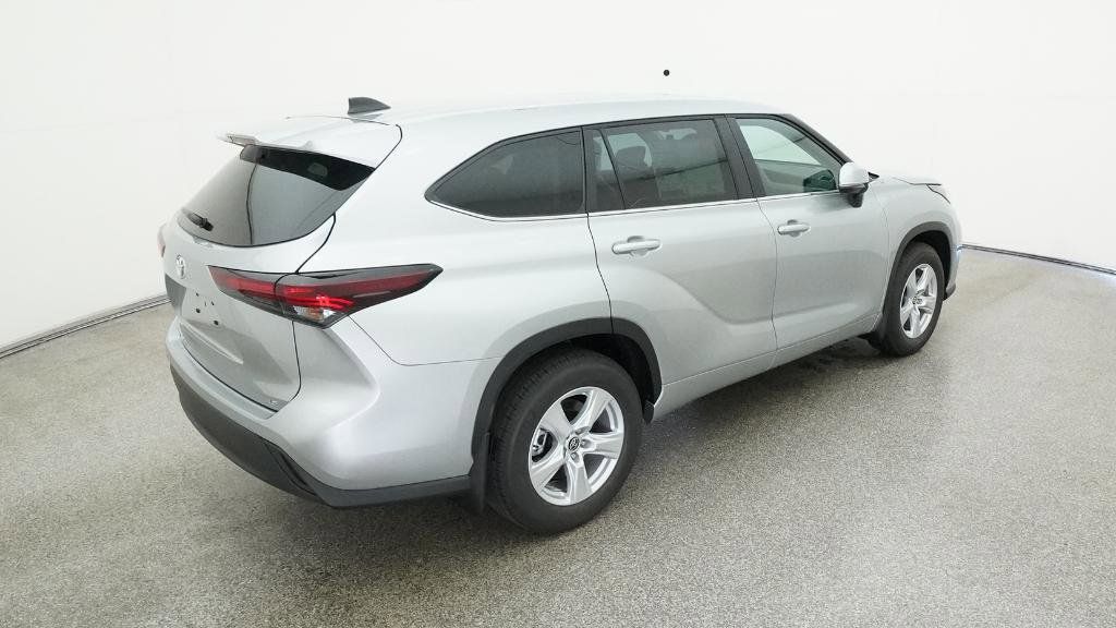 Thumbnail: 2025 Toyota Highlander - 22