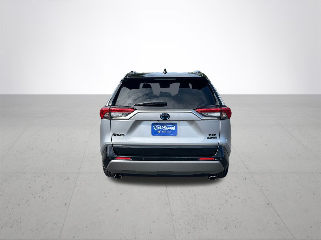 2020 Toyota RAV4 Hybrid XSE