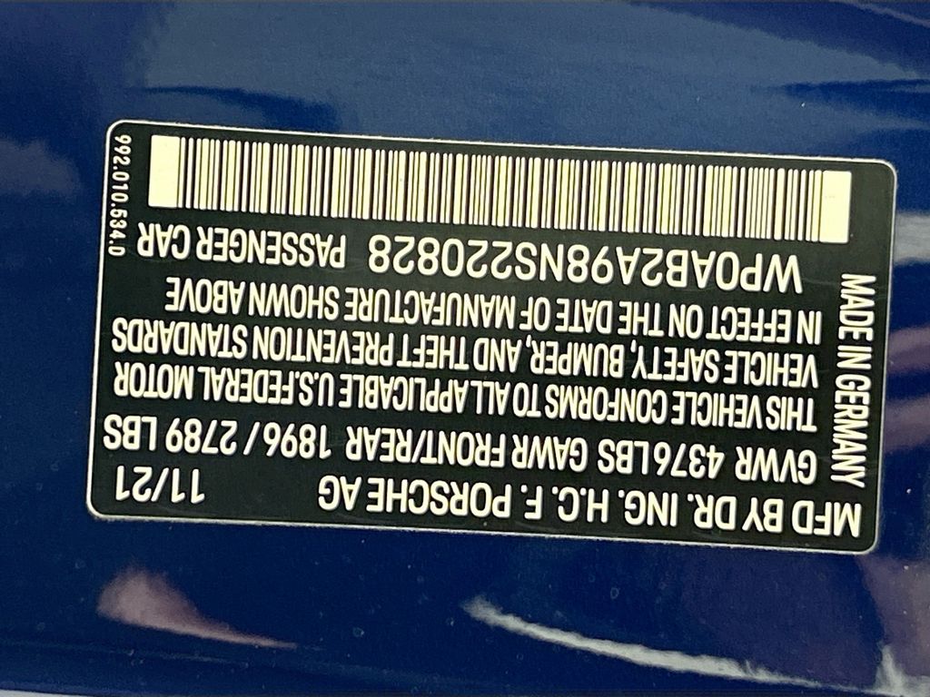 Thumbnail: 2022 Porsche 911 - 32