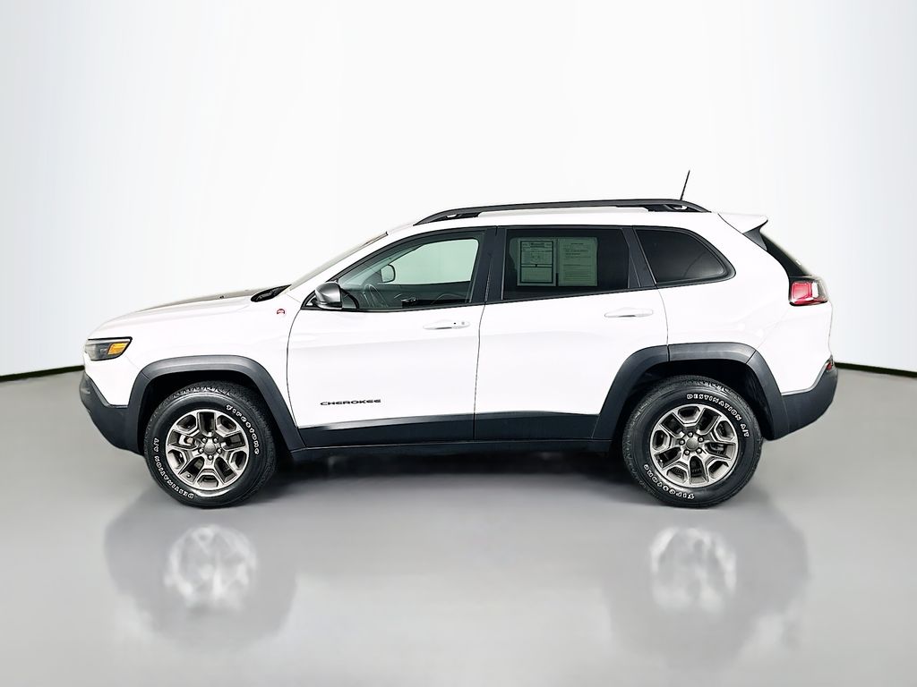Used 2020 White Jeep Trailhawk image 4