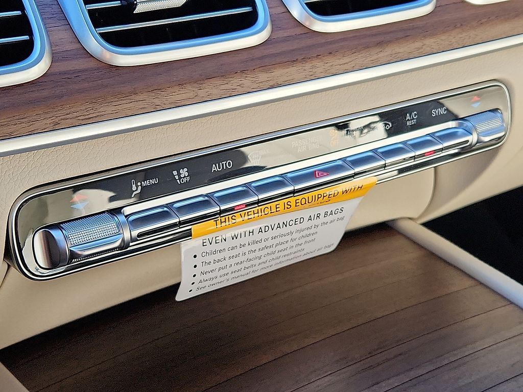 Thumbnail: 2026 Mercedes-Benz GLE - 11