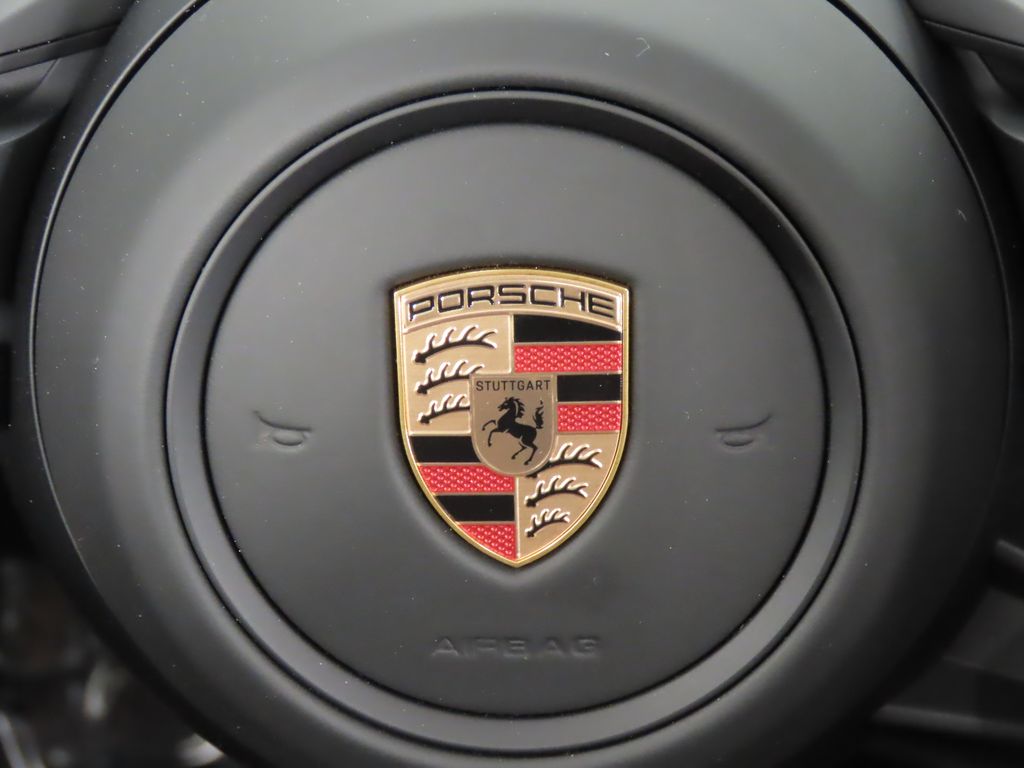 Thumbnail: 2025 Porsche Macan - 20