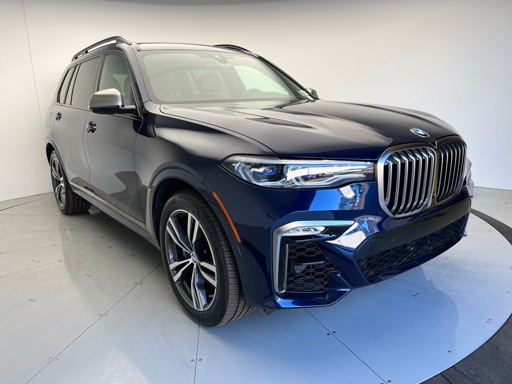 2020 BMW X7 M50i 2