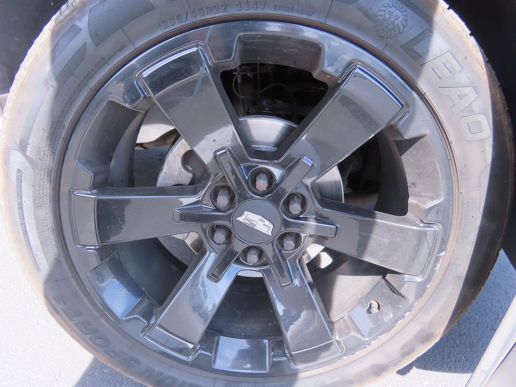 Thumbnail: 2016 Cadillac Escalade - 18