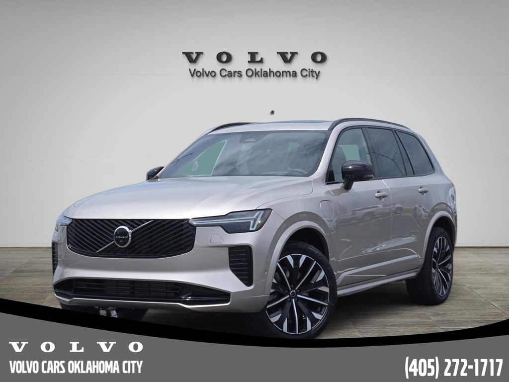 2026 Volvo XC90 T8 Recharge Ultra Dark 4WD's photo