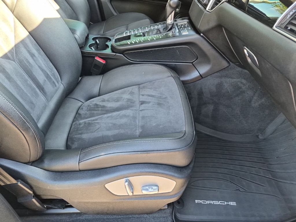 Used Car 2018 Porsche Macan  For Sale Under $25,000 In Austin, Texas