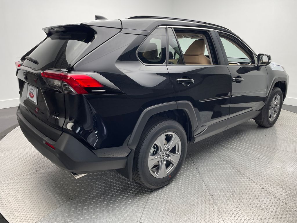 Thumbnail: 2025 Toyota RAV4 - 5