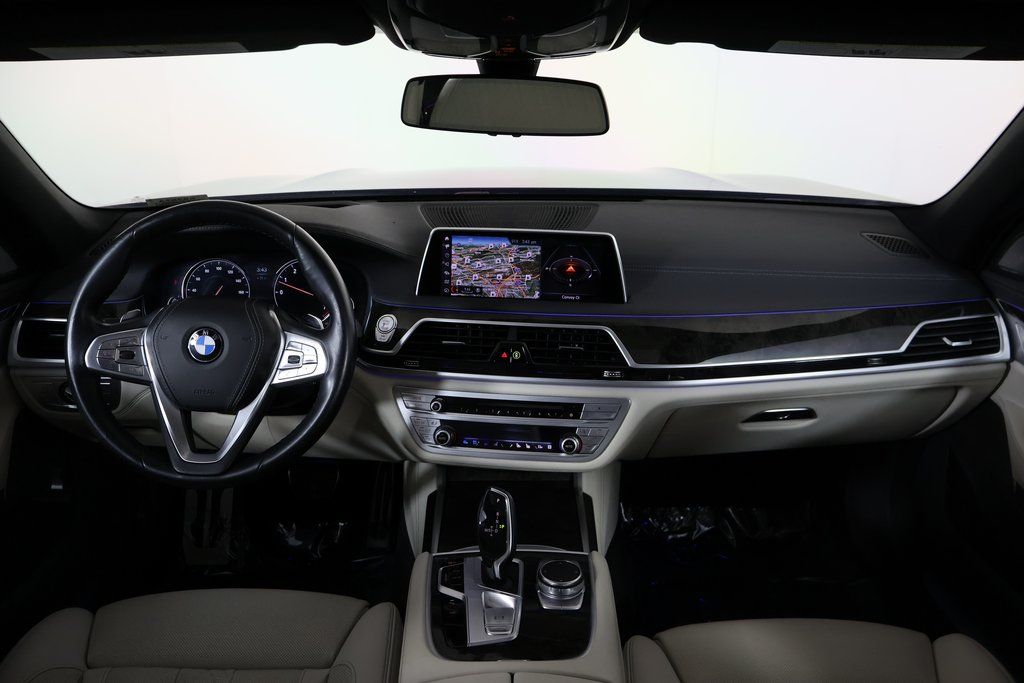 Thumbnail: 2019 BMW 7 Series - 8