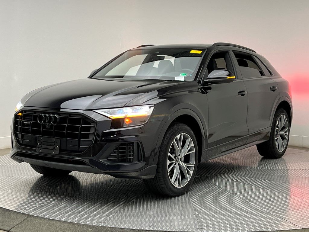 Thumbnail: 2021 Audi Q8 - 2