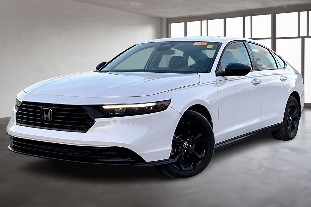 2025 Honda Accord SE's photo