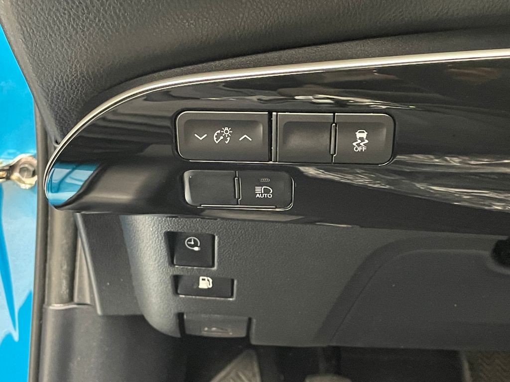 2022 Toyota Prius Prime LE 20