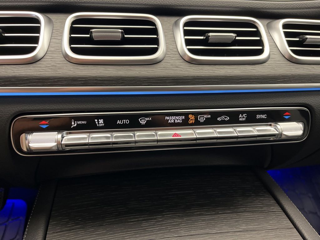 Thumbnail: 2026 Mercedes-Benz GLE - 19