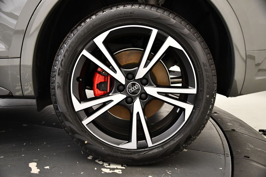 2025 Audi Q5 e Premium Plus 15