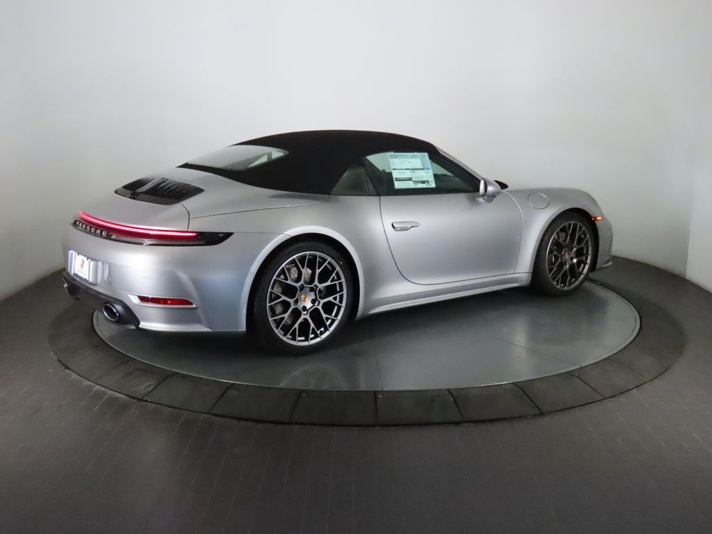 Thumbnail: 2026 Porsche 911 - 7