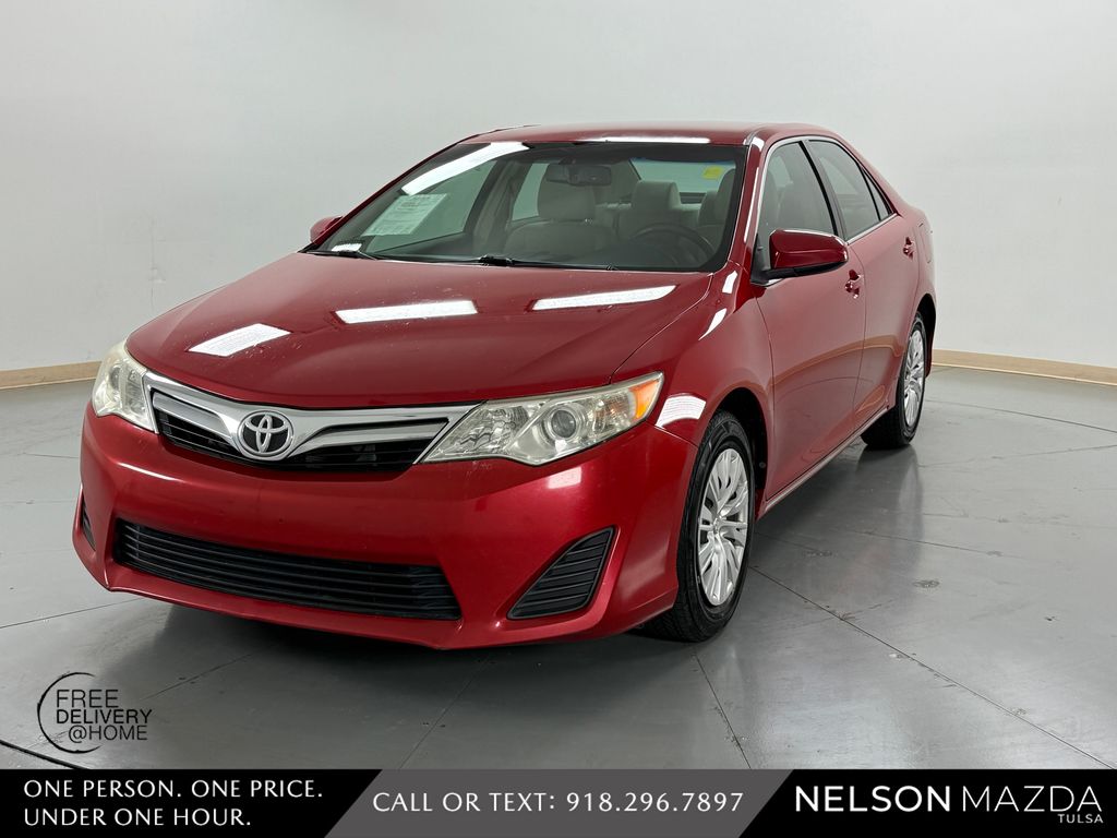 Barcelona Red Metallic 2013 Toyota Camry LE Sedan Front-Wheel Drive 6-Speed Automatic