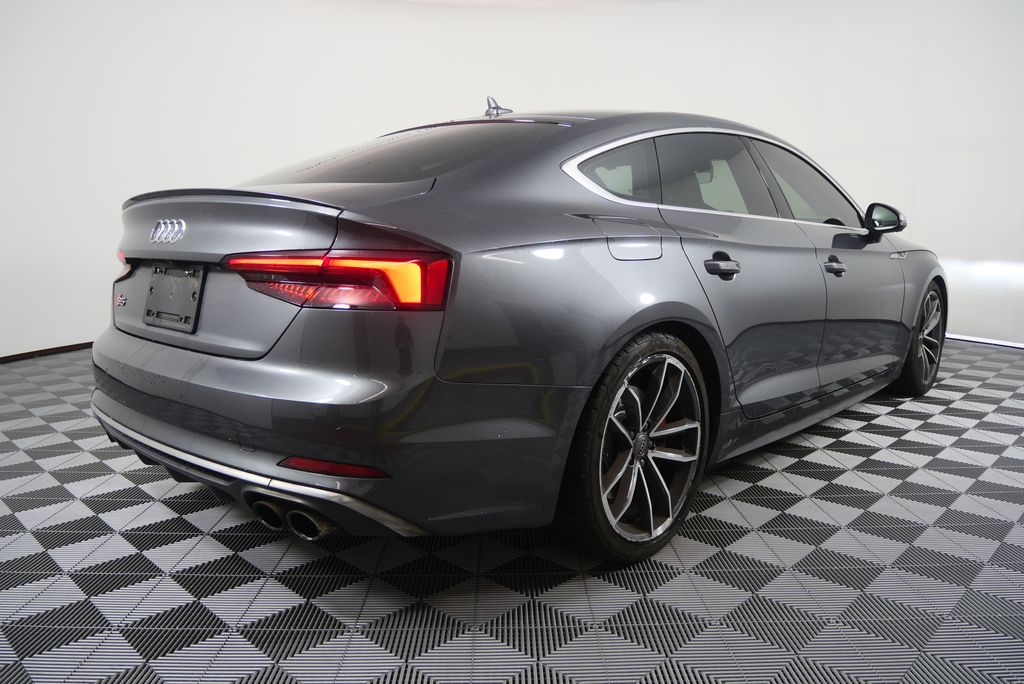 Thumbnail: 2018 Audi S5 - 3