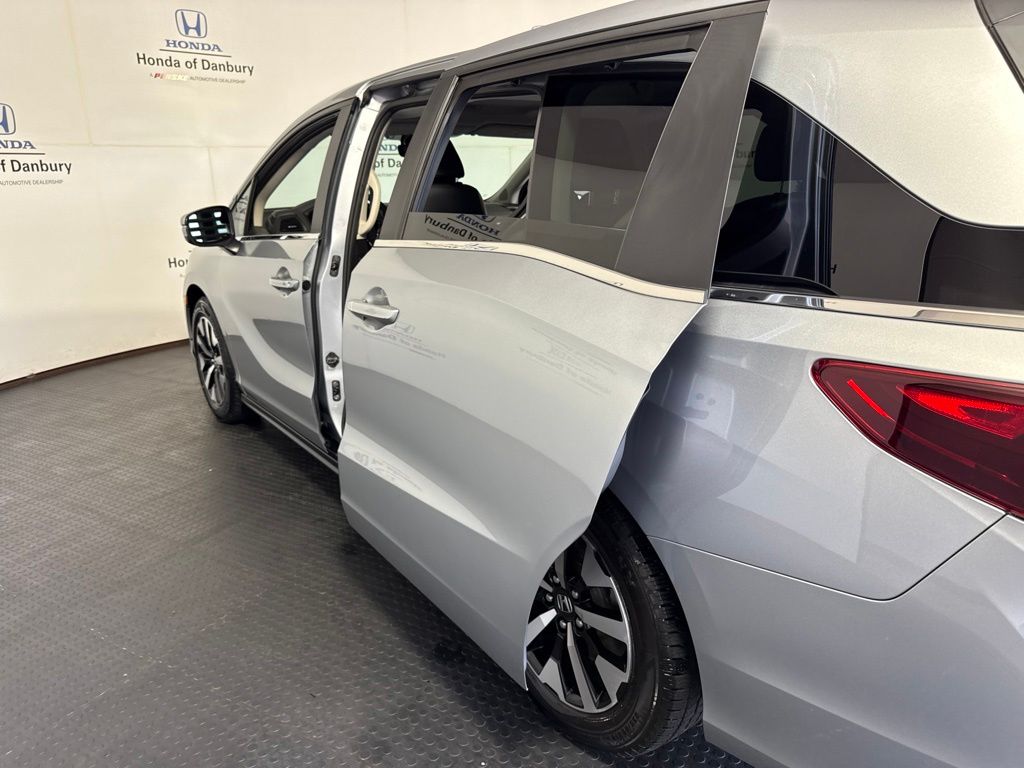 Thumbnail: 2025 Honda Odyssey - 11