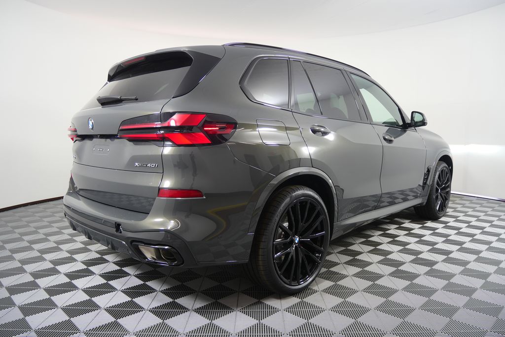 Thumbnail: 2026 BMW X5 - 3