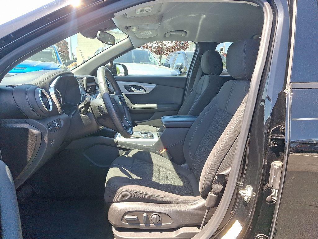 2022 Chevrolet Blazer LT 14