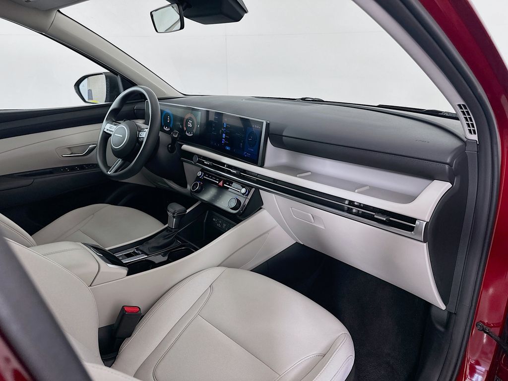 Thumbnail: 2025 Hyundai Tucson - 30