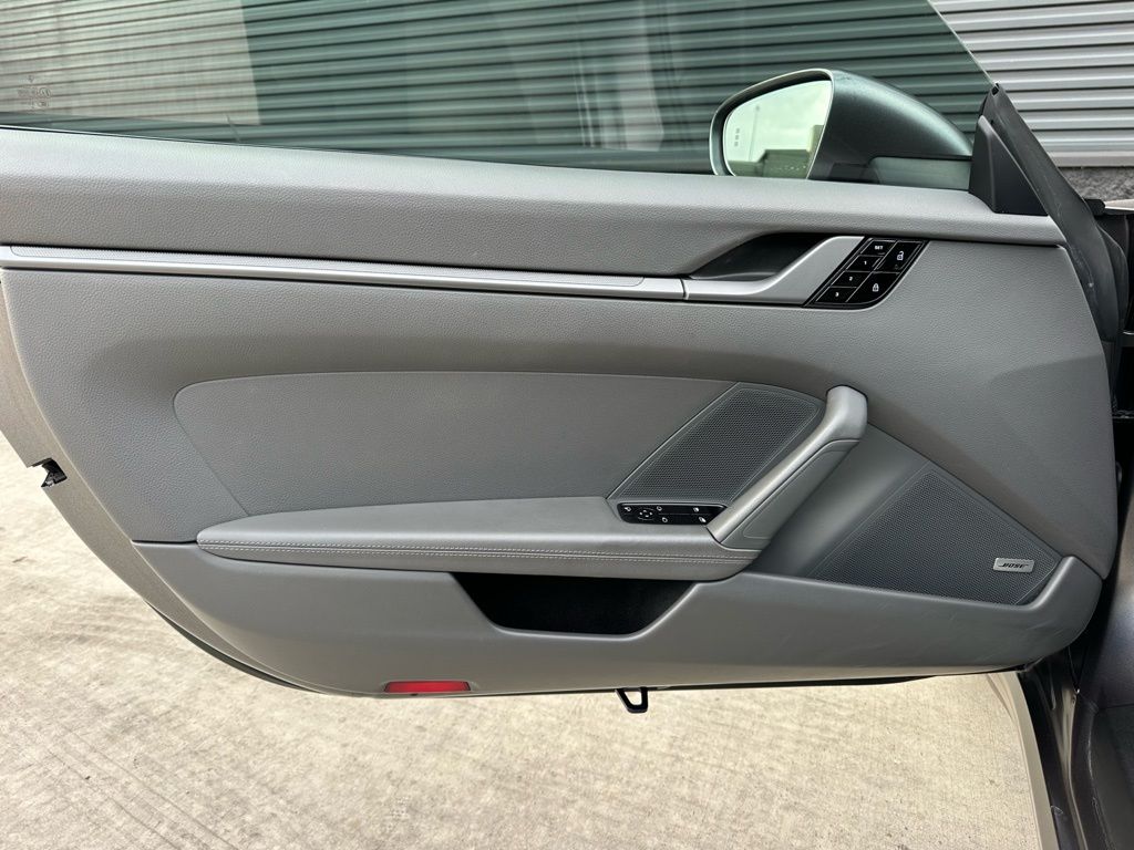 Thumbnail: 2020 Porsche 911 - 20