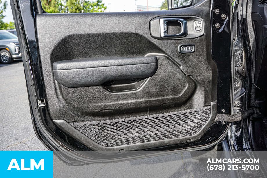Used 2025 Black Jeep Rubicon image 49