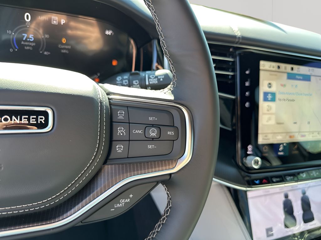 New 2026 Silver Jeep Summit image 31