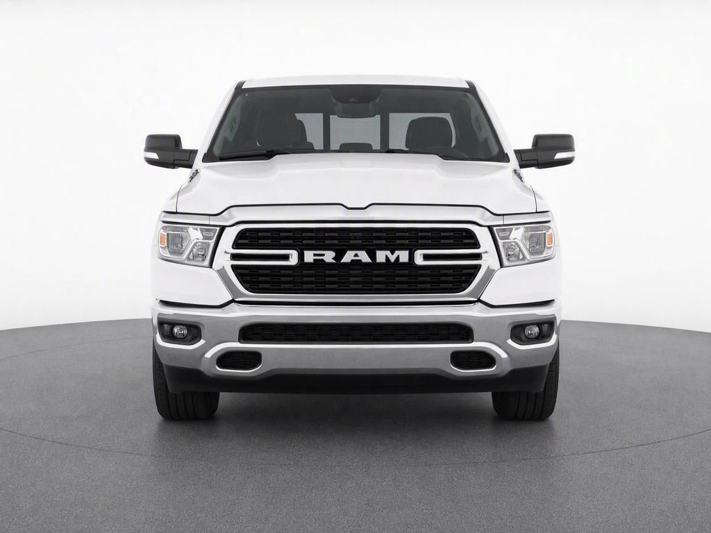 Used 2022 White Ram Big Horn/Lone Star image 5