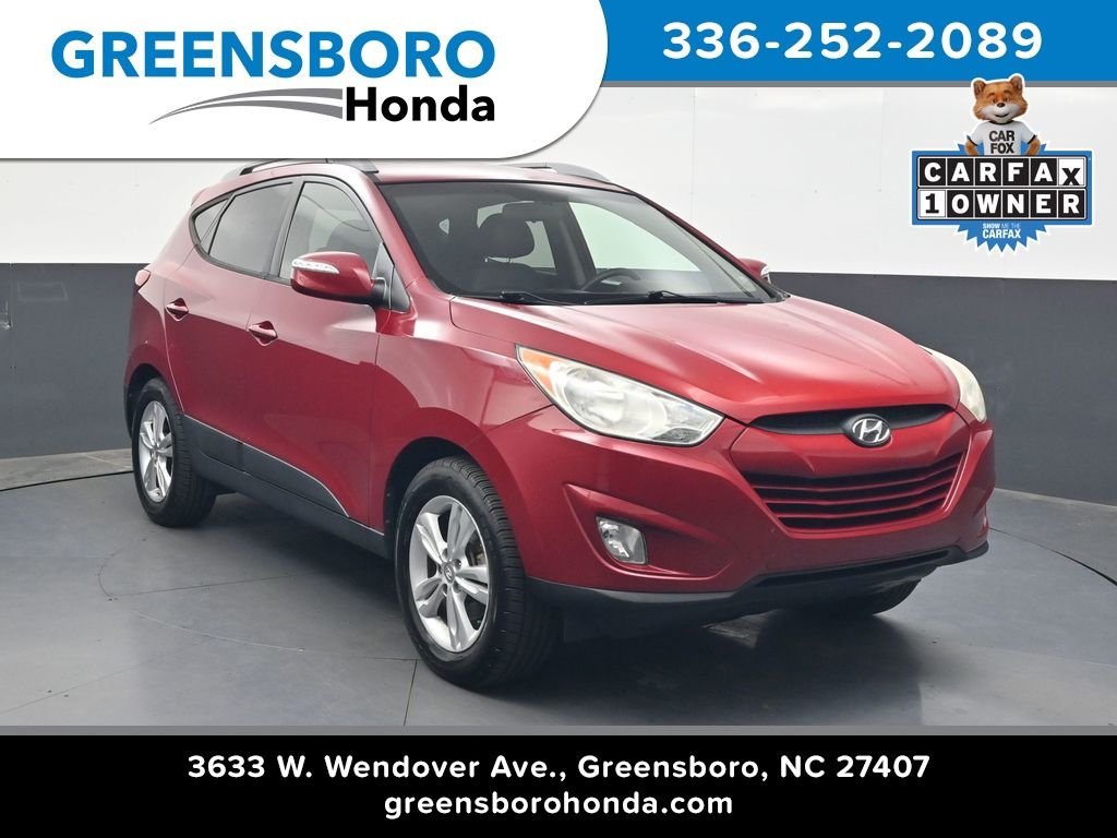 Garnet Red 2013 Hyundai Tucson SUV / Crossover Front-Wheel Drive 6-Speed Automatic Overdrive