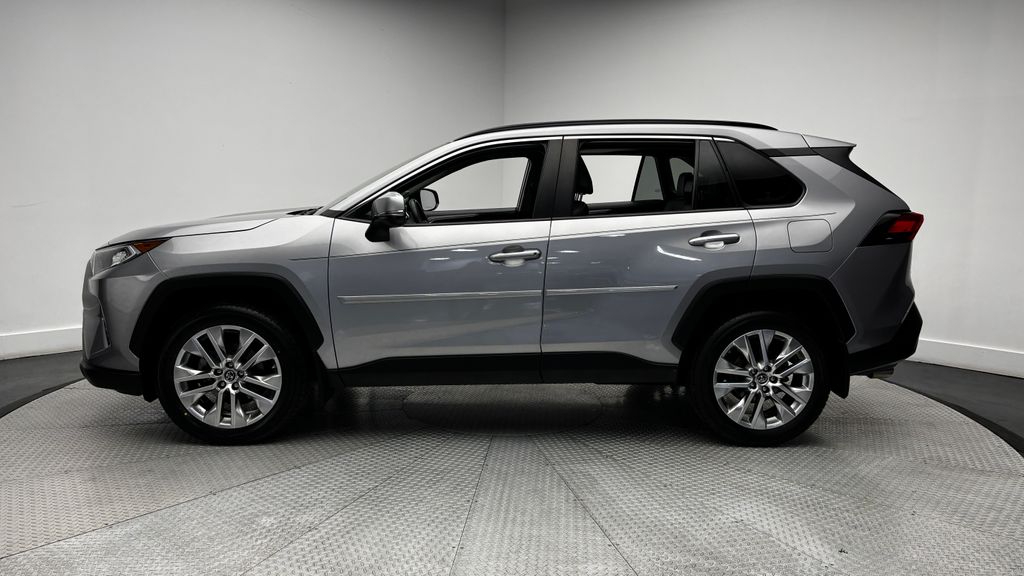 Thumbnail: 2019 Toyota RAV4 - 2