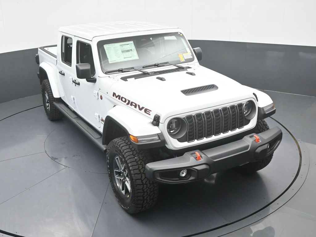 New 2026 bright white clearcoat Jeep Mojave image 51