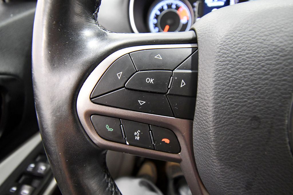 Used 2021 Jeep Cherokee SUV