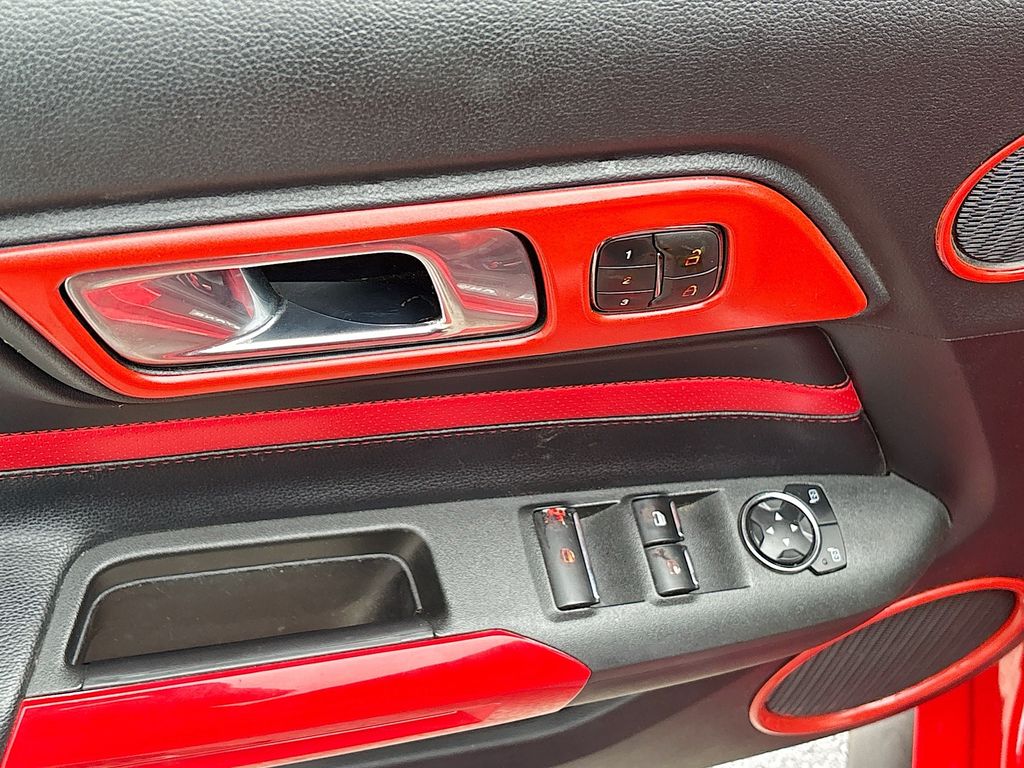Used 2019 Red Ford GT Premium image 18