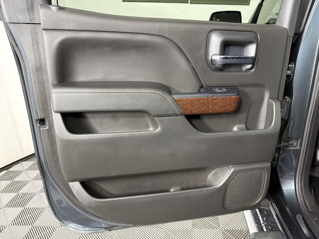 used 2018 GMC Sierra 1500 car, priced at $24,900