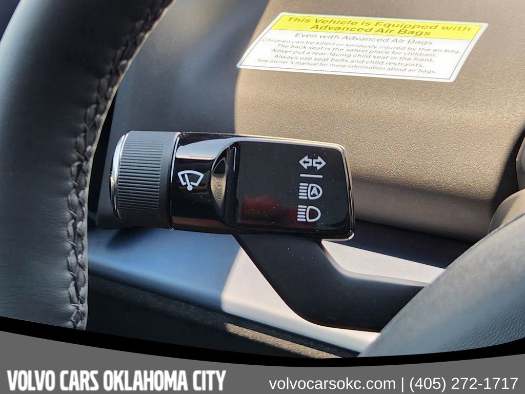 2025 Volvo EX30 Plus - Photo 21