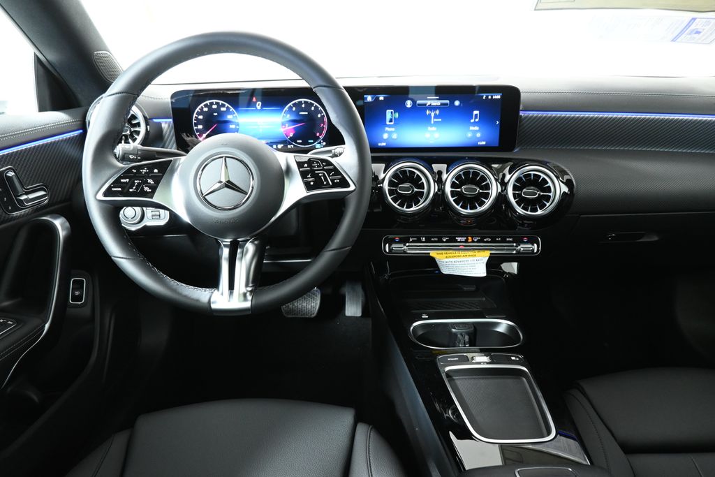 2025 Mercedes-Benz CLA 250 4