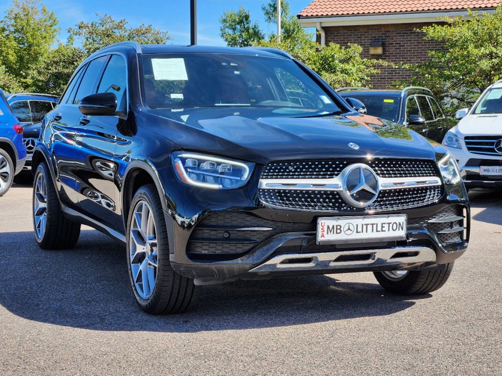 2021 Mercedes-Benz GLC GLC 300 3