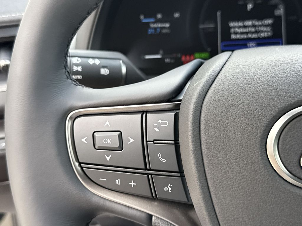 Thumbnail: 2026 Lexus UX - 26