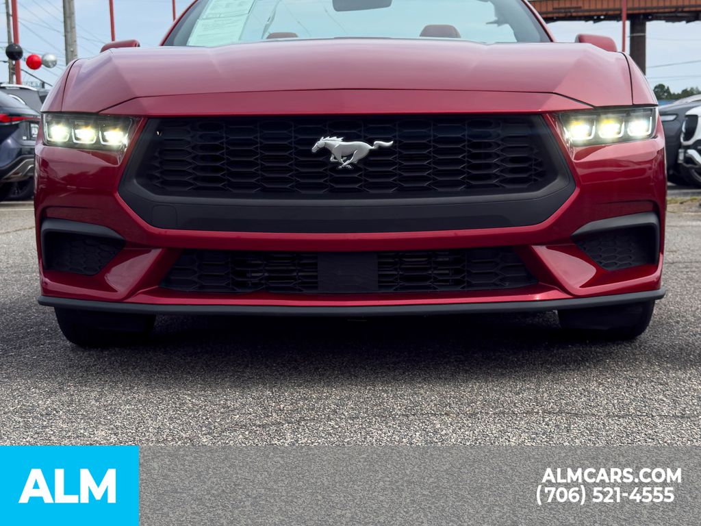 2024 Ford Mustang EcoBoost Premium photo 3