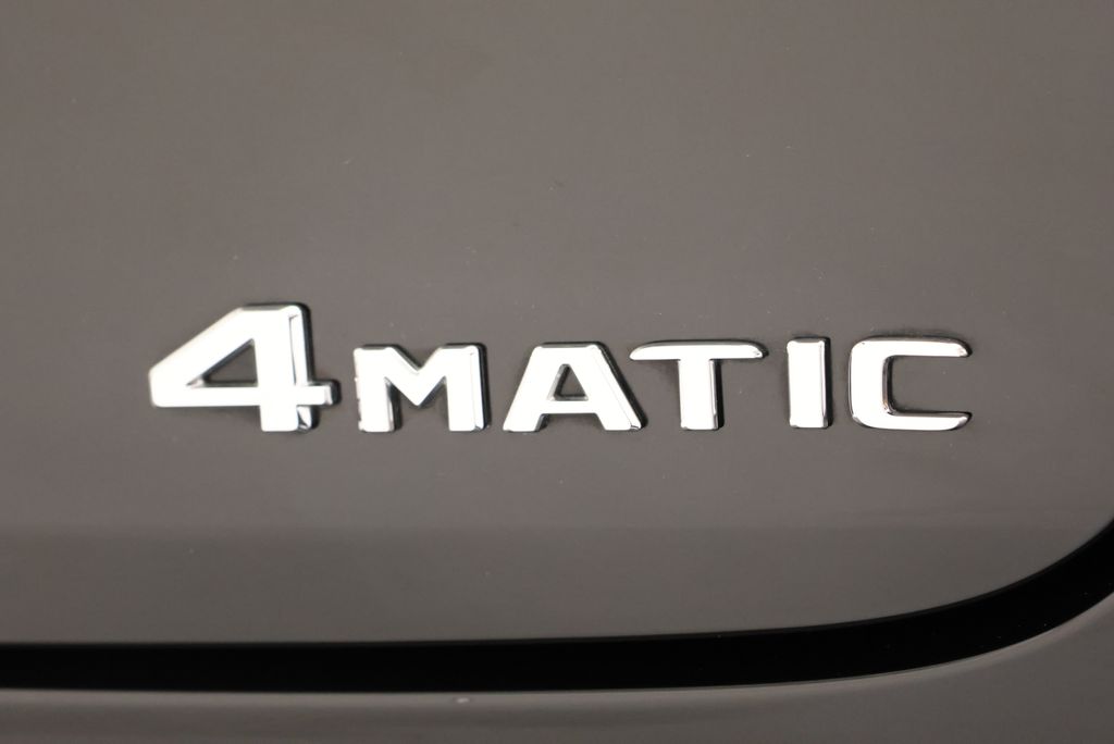 Thumbnail: 2023 Mercedes-Benz CLA - 10