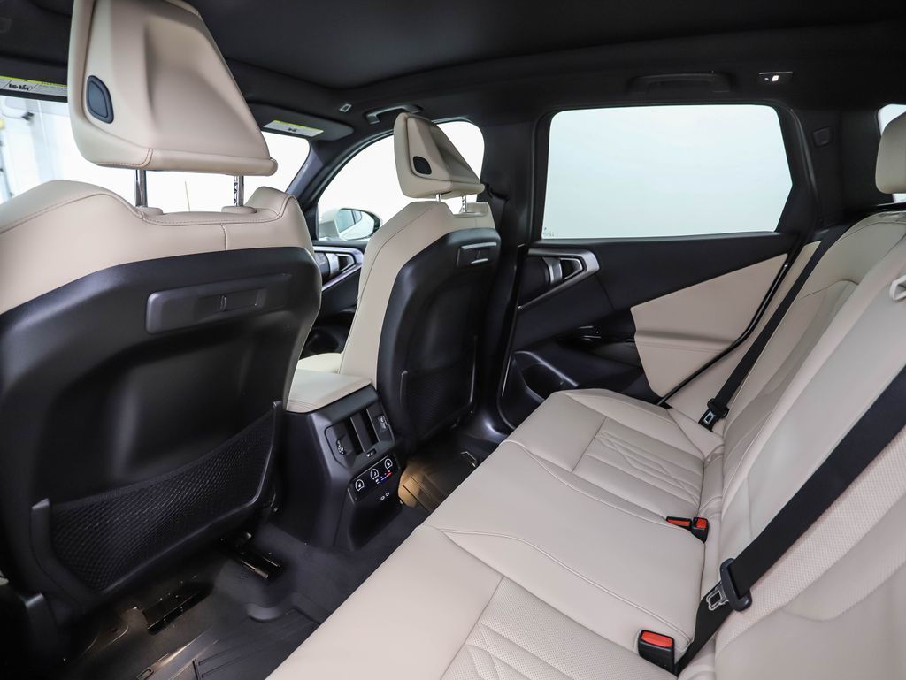 Thumbnail: 2026 BMW X3 - 21