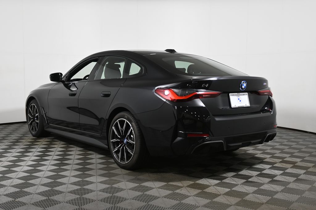 Thumbnail: 2024 BMW i4 - 9