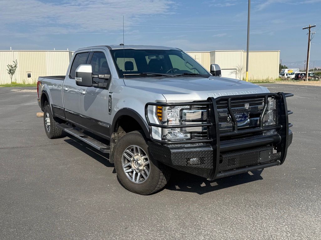 2018 Ford F-350 Super Duty Lariat Crew Cab 4WD