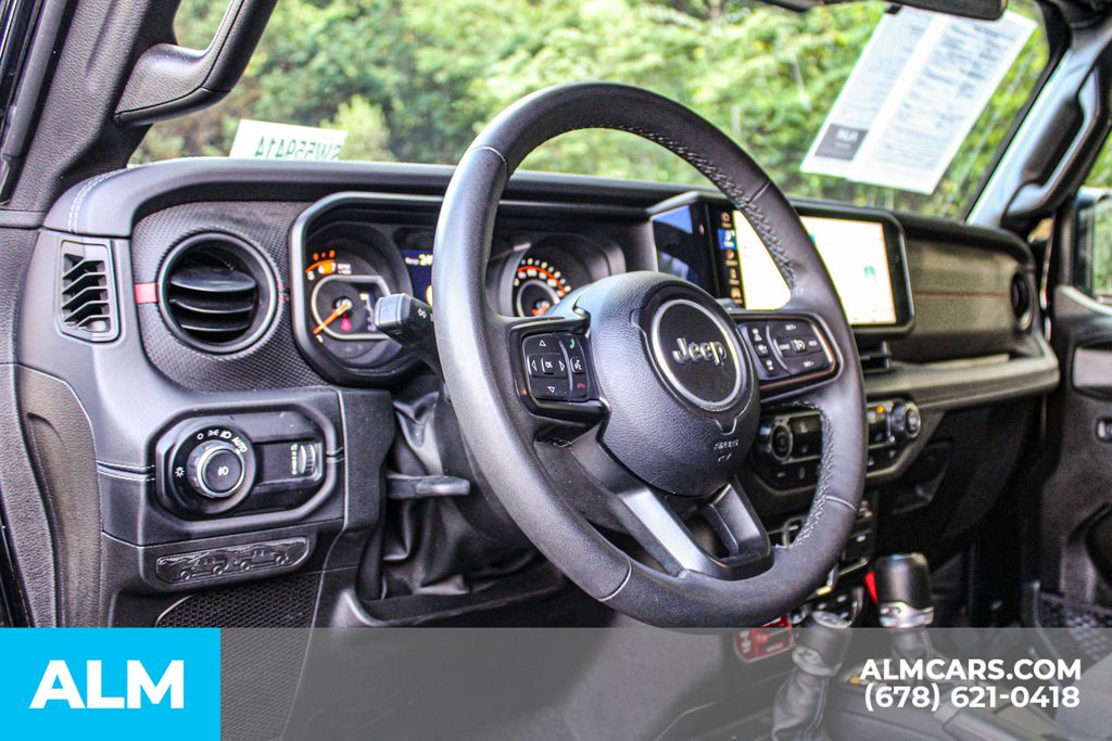 Used 2025 Black Jeep Rubicon image 22