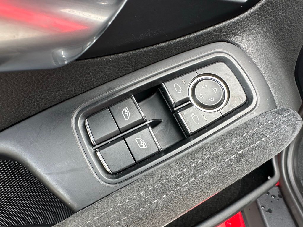 Thumbnail: 2018 Porsche 911 - 15