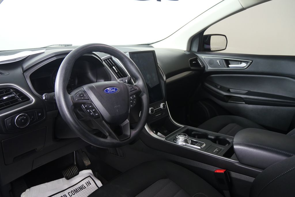 Thumbnail: 2023 Ford Edge - 11